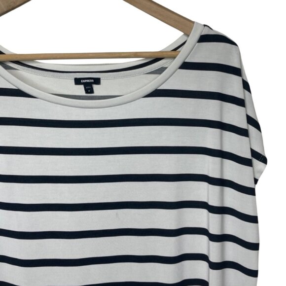 EXPRESS | Navy Blue & White Boxy Striped Short Sleeve Tee | Size M - Picture 3 of 11